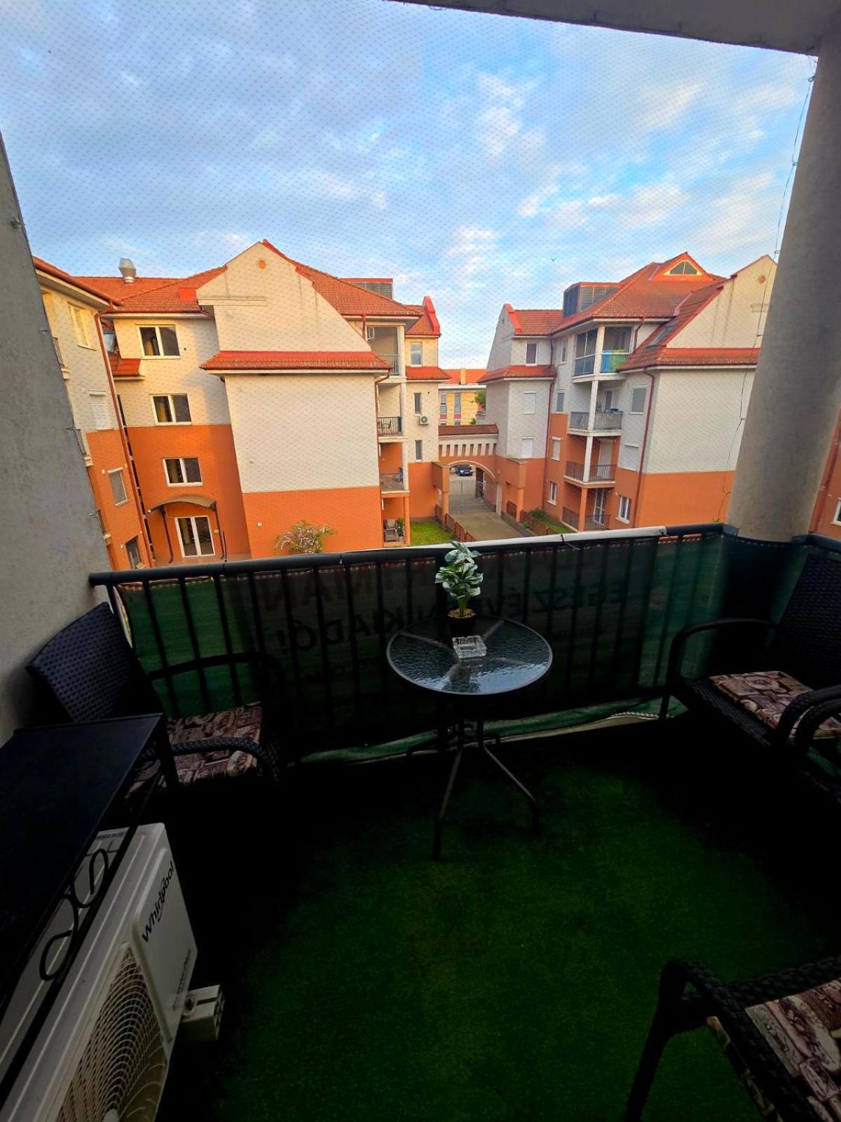 Tilla Apartman Hajdúszoboszló Zewnętrze zdjęcie